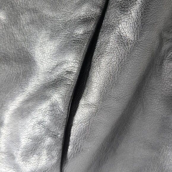 Edikted Ramona High Waist Faux Leather Shorts Womens Medium Black Trendy Vegan - Picture 6 of 11